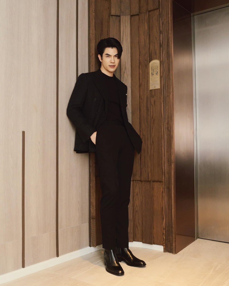 milephakphum's tweet image. ,,, Addicted💚 ,,,

.
.
#GuerlainTHxMile