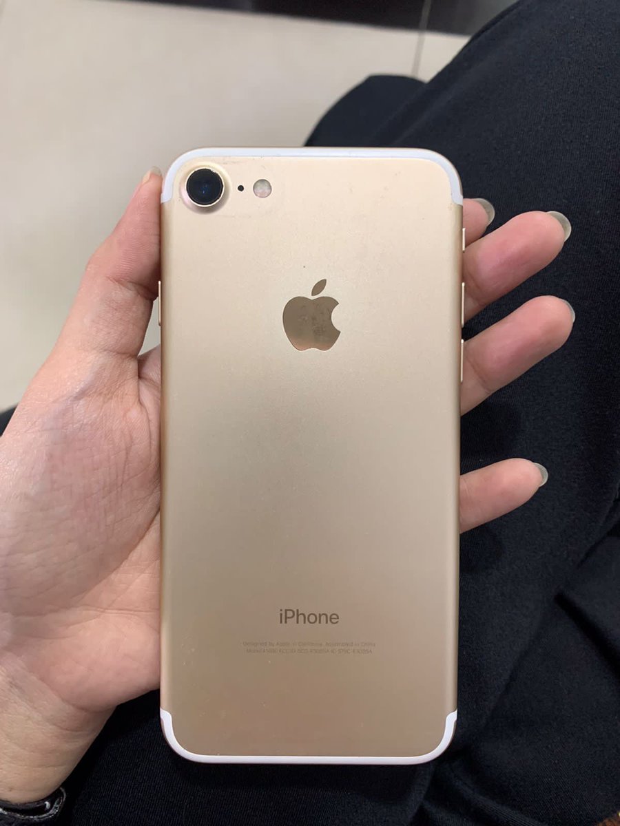 Chillphonebdg's tweet photo. Nihhh ada yg titip jual temen aku
WTS IPHONE 7 32GB
overall mulus yaa nominus
Kelengkapan dus casan hp
Murah aja 1.5 ambil dah
Tokped bisa cod oke 
Buat yg cari iPhone budget sedikit ini cocok sih buat admin olshop oke
#WTs #WTB #wtsiphone #cariiphone #zonajajan #zonauangᅠᅠᅠ https://t.co/NfXv8iKAsc