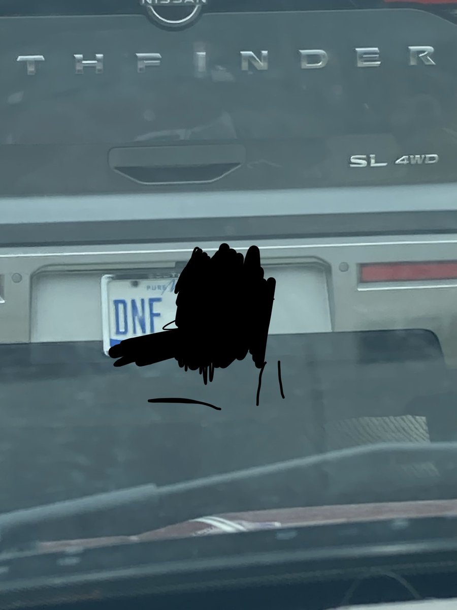 the_tiny_ninja7's tweet photo. Dream is in Michigan??? (Not clickbait) https://t.co/l9rEgp1DPD