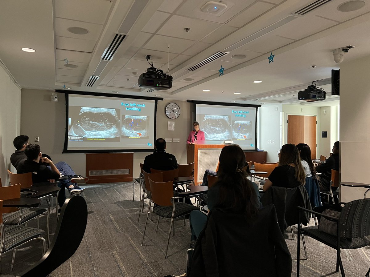 When @slkaplanmd comes to give grand rounds and she wows everybody with her amazing talk 😍😍<a href="/mghradchiefs/">MGH Radiology Chiefs</a> <a href="/CHOPRadiology/">CHOP Radiology</a>