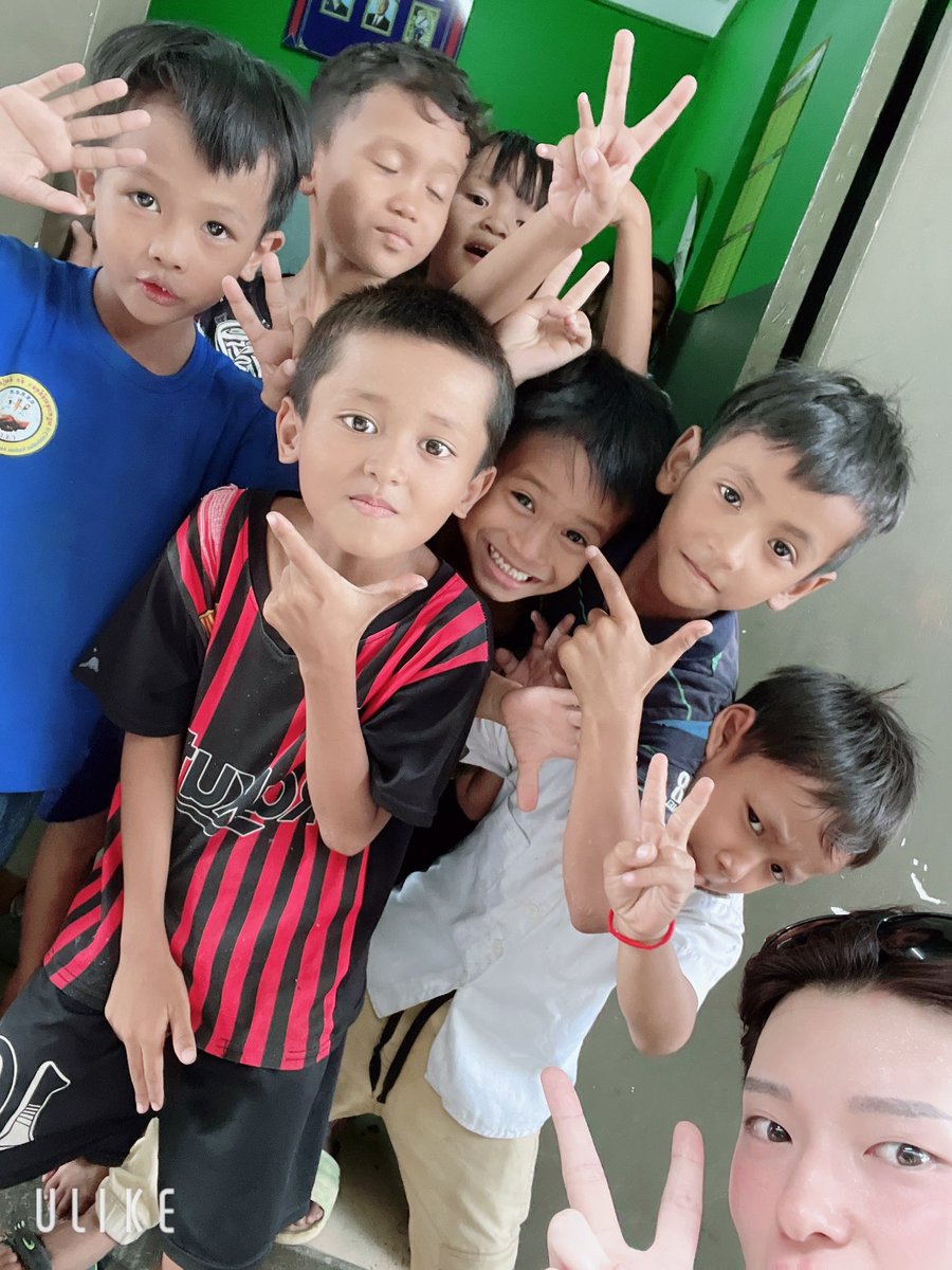 7120No's tweet photo. カンボジアの孤児院に物資と現金の寄付してきました

利益の一部を寄付してますてきなやつ https://t.co/4xin67sQO5