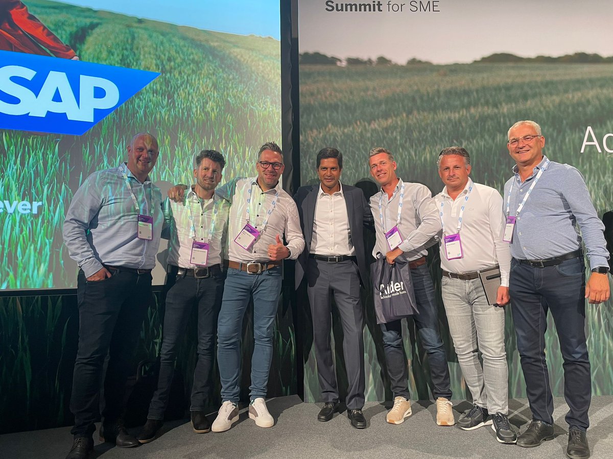 weareAiden's tweet photo. 🚩 𝗦𝗔𝗣 𝗣𝗮𝗿𝘁𝗻𝗲𝗿 𝗦𝘂𝗺𝗺𝗶𝘁 𝗳𝗼𝗿 𝗦𝗠𝗘 🚩

Arrived! Vandaag begint de #SAPPartnerSummitforSME in Wenen. De komende 3 dagen ontdekkken we alle nieuwe ontwikkelingen van SAP voor het MKB.

#SAP #SAPPartnerSummitforSME #PartnershipForever #MKB #technology #Cloud https://t.co/Y5GzVO89xj