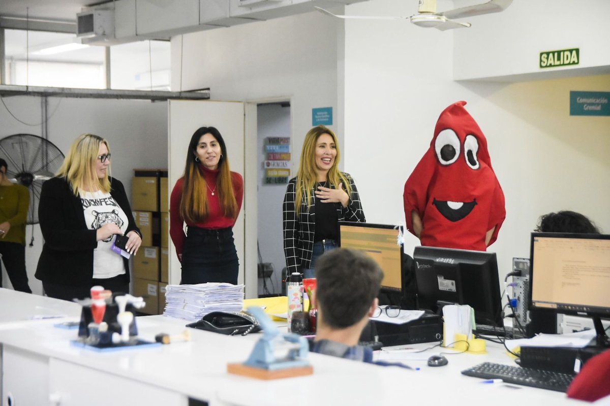 homerogiles's tweet photo. 🩸Nos preparamos para La Semana de la #DonacionDeSangre
Junto al Instituto de hemoterapia PBA realizamos una capacitaciones sobre la importancia de la donación de sangre y plaquetas destinada a agentes sanitarios y trabajadores de IOMA.  
Donar sangre salva vidas #DerechoAlFuturo https://t.co/UGLBu3Hdgo