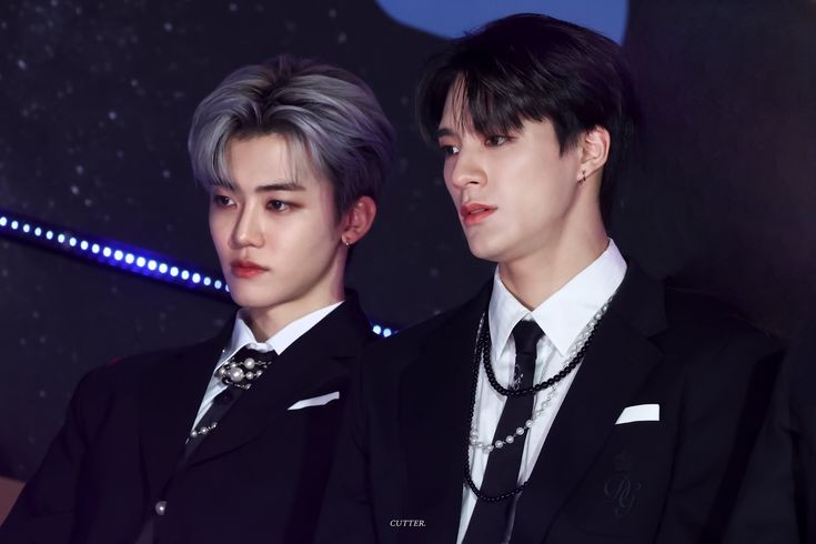 skdid31's tweet photo. Para Mantan. 

[ Chapter 14 ]

[ NoRenMinHyuckMark ]

©skdid31. https://t.co/Z7oPz3Yf2y
