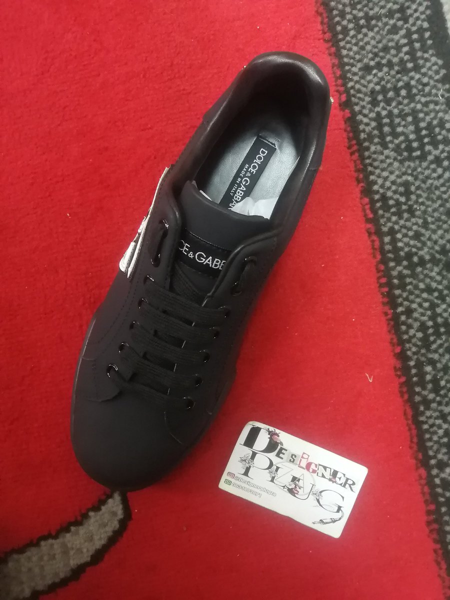 DesignerPlugZA's tweet image. Shop dolce and Gabbana @DesignerPlugZA

Size 39-43

Delivery takes 3 days nationwide for R100