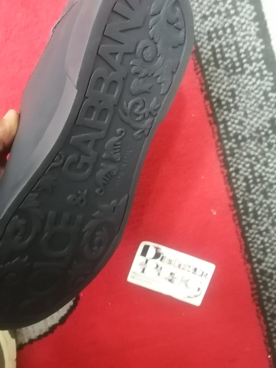 DesignerPlugZA's tweet image. Shop dolce and Gabbana @DesignerPlugZA

Size 39-43

Delivery takes 3 days nationwide for R100