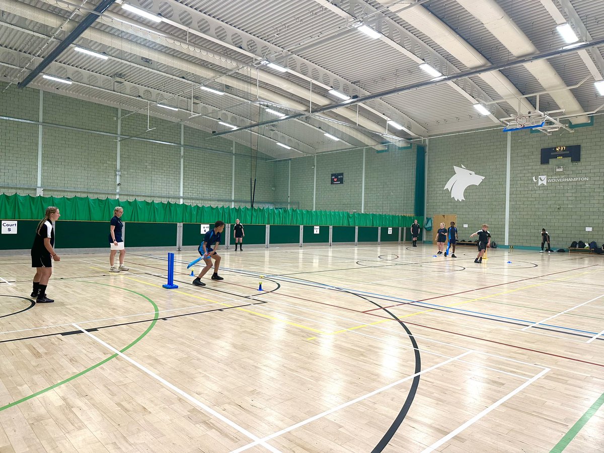 Massive thank you to @wlv_eduPE for their fantastic, organised day for cricket yesterday. Our students had a fantastic time and developed and modified key skills within the game. Thank you for the opportunity 🏏  #teambournville #ambition #dedication #excellence