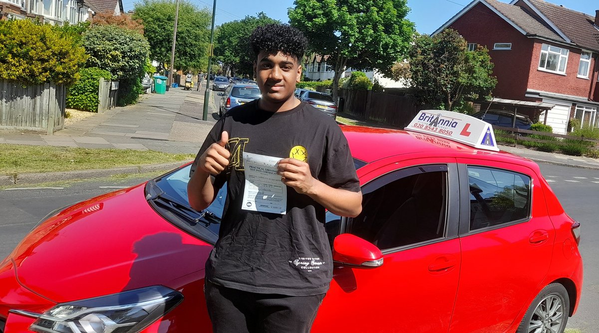 Britannia1992's tweet image. Congratulations to Kylos who Passed with just 2 minors, after doing lessons with our manual instructor Ray #drivinglessons #practicaldrivingtest