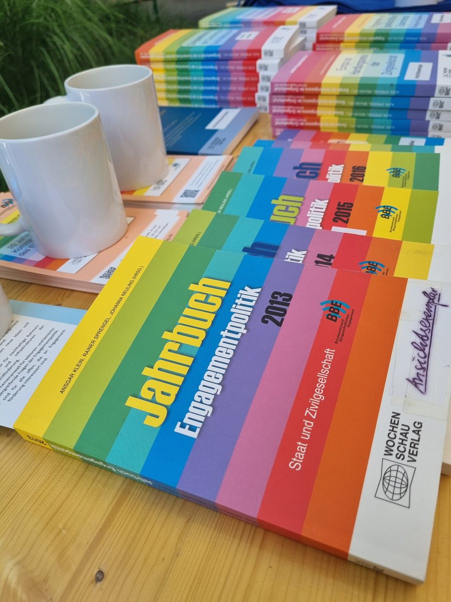 BBE_Info's tweet photo. Es geht los: 
Alles ist fertig aufgebaut und wir warten auf unsere Gäste. Wir freuen uns🥳

Folgt uns für mehr! #20jahrebbe https://t.co/aWTzv0NsKm