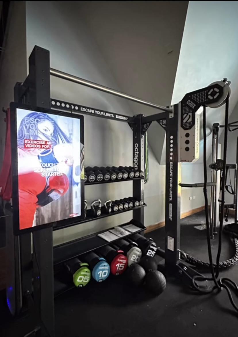 escapefitness's tweet image. We are excited to be a part of David Lloyd Manchester’s gym revamp!

Incorporated on the Escape Octagon frame is the new MARS 2.0 screen with Nucleus Free Weights and functional Corebags.

Check out their Instagram post here: instagram.com/reel/CtYbbyMIz…

#EscapeFitness #davidlloyd