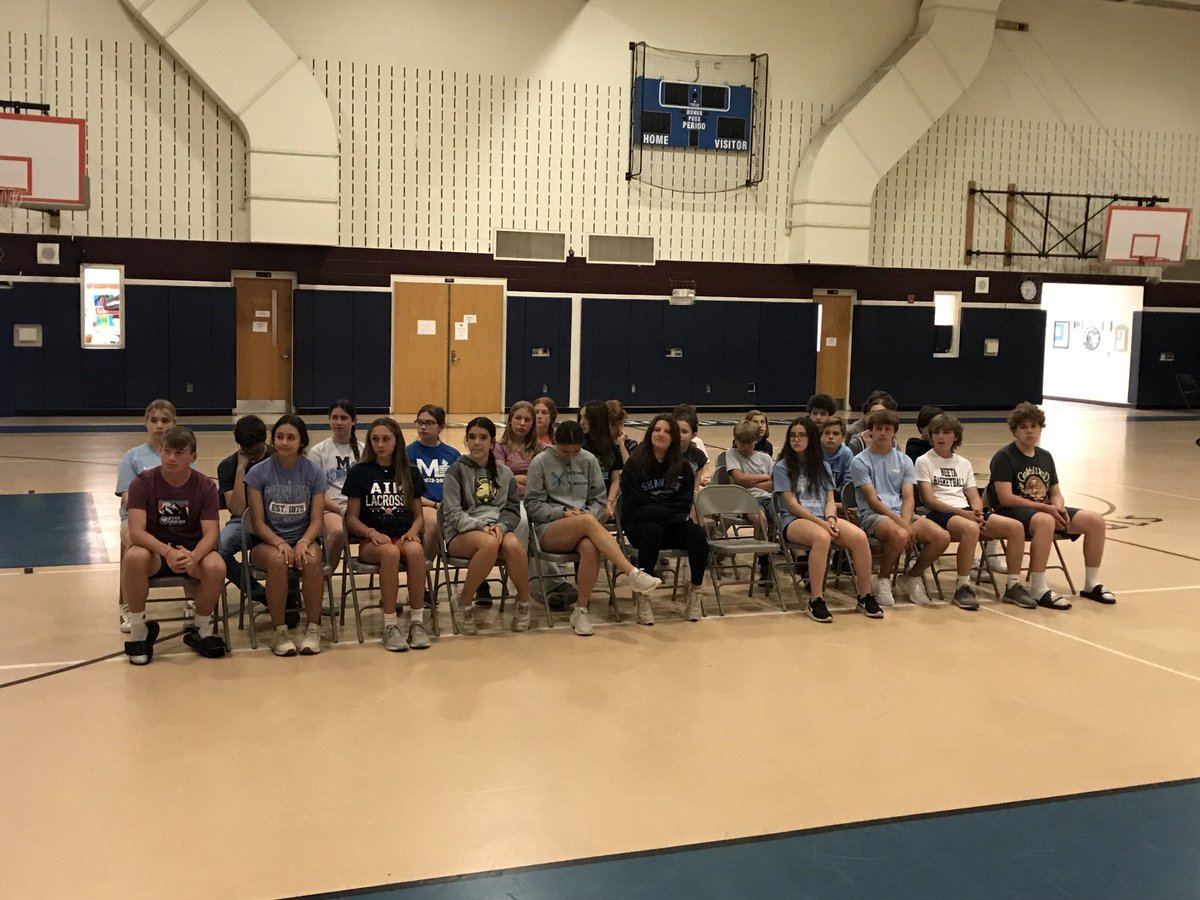 AnthonyDent05's tweet photo. Final stages for tomorrow’s graduation..putting in the work to show out for our parents and school community! #LakerLife #MLSDLAKERS https://t.co/iQvncOF6b0