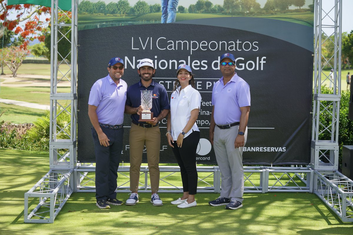 golfrd's tweet photo. En los LVI Campeonatos Nacionales de #Fedogolf: Juan José Guerra se consagra campeón absoluto, llevándose su tercer título en esta competición, seguido por Willy Pumarol y Julio Santos. ¡Felicidades a los ganadores! ⛳️🇩🇴 #GolfDominicano #Golf https://t.co/0nrhjIKQqi