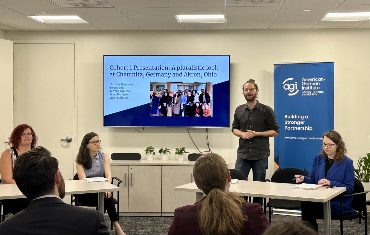 DeeLT's tweet photo. Hearing colleagues in the @amgerinst Social Divisions &amp; Questions of Identity program talk about their experiences in sister cities Chemnitz, DE &amp; Akron, OH. With Matthias Diermeier, @Fiona_Harrigan @JeffRathke https://t.co/FU2mkJKHOf