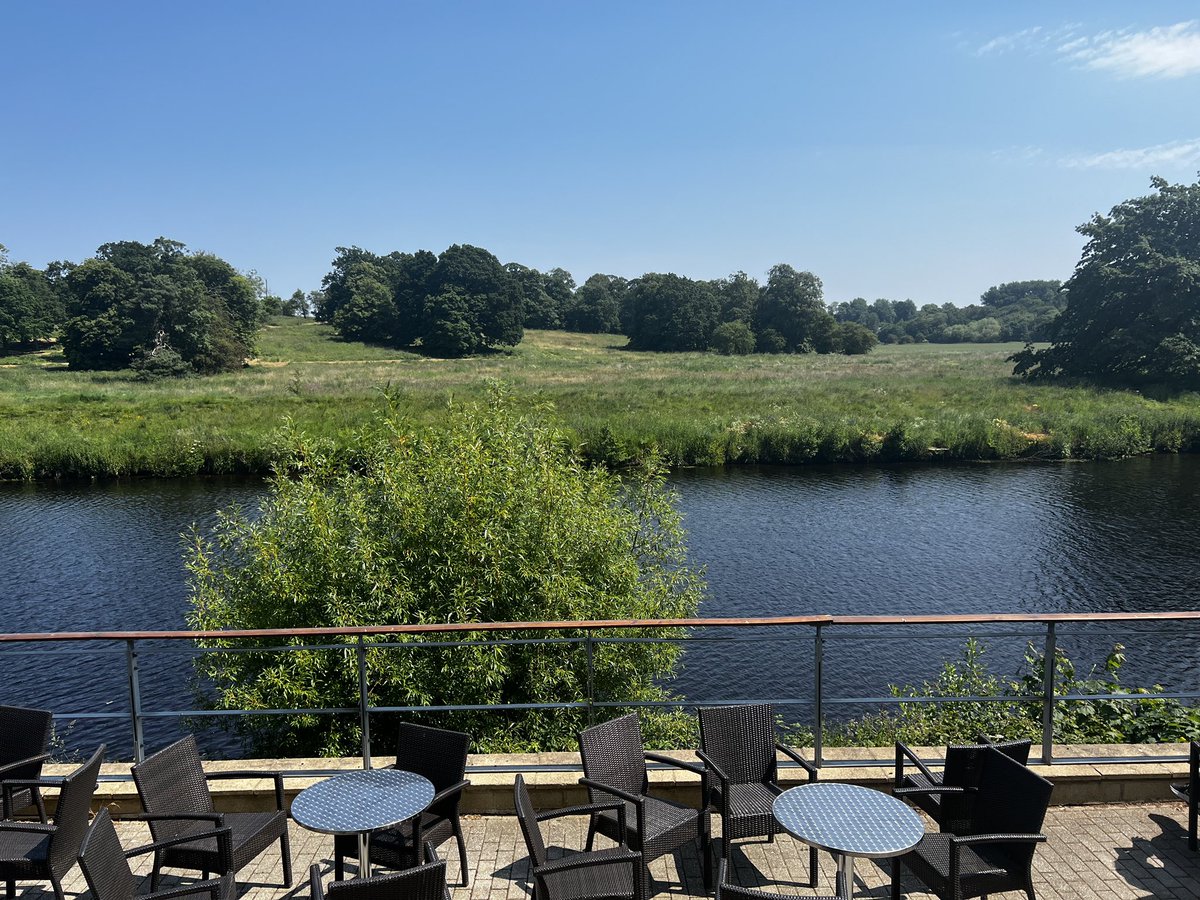 No, this isn’t a pic from my hotel room as I prepare to depart on a Nile cruise 🛥️ 

This pic was taken this morning @YarmSchool in sunny Teesside ☀️

#MeetingGoals #TheClearAdvantage