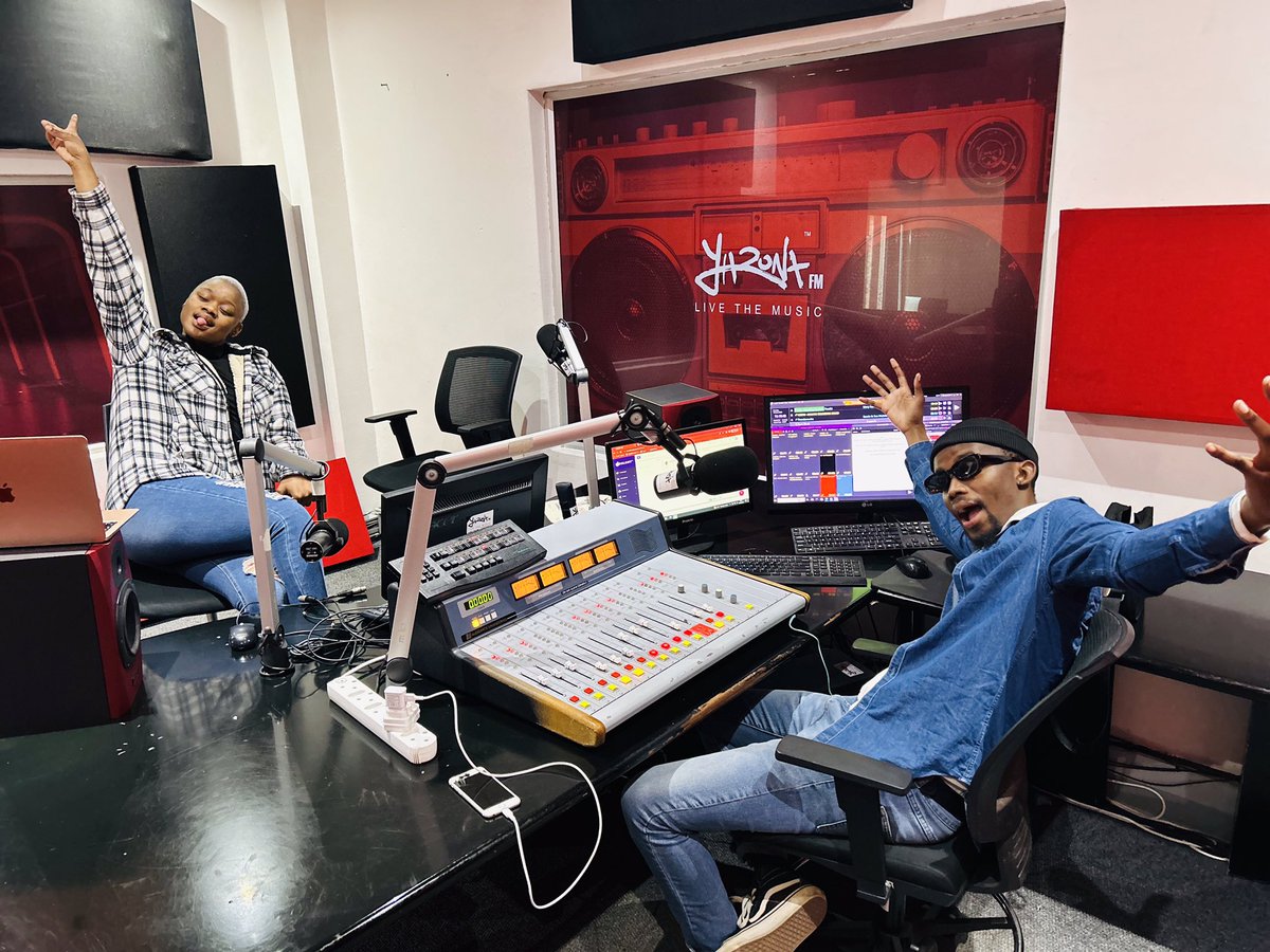 swaythadj's tweet photo. We back on your airwaves. Re chekeng daa
- #SwayVSLb is coming up
- #WhoAmI in the second hour
- #TechTuesdays with @giddztladi at 5:25

#TheClimax @lebowaLBmoroen https://t.co/gJ35plCxo8