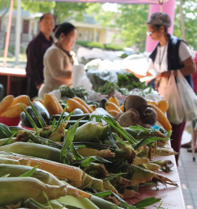 Yesterday from <a href="/Khalif_Rainey/">Khalif J. Rainey</a> - $100,000 of grants awarded through Fresh Food Access Fund. 

city.milwaukee.gov/ImageLibrary/G…