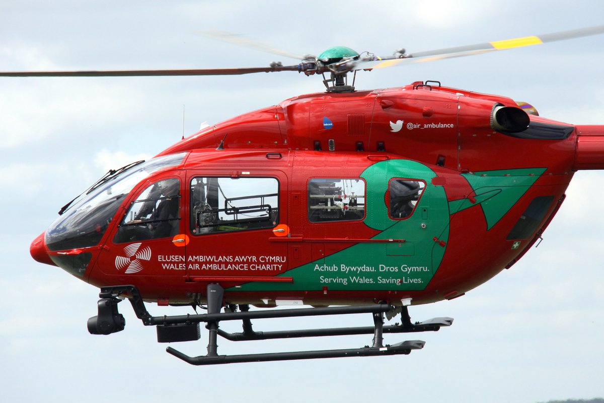 #PlaneAlert ICAO: #4071AA Tail: #GWENU Flt: #HLE67 Owner: #WelshAirAmbulance Aircraft: #Eurocopter EC145 2023/06/13 14:44:37 #EC45 #AirAmbo #MedicalEvac #SavingLives walesairambulance.com globe.adsbexchange.com/?icao=4071AA&s…