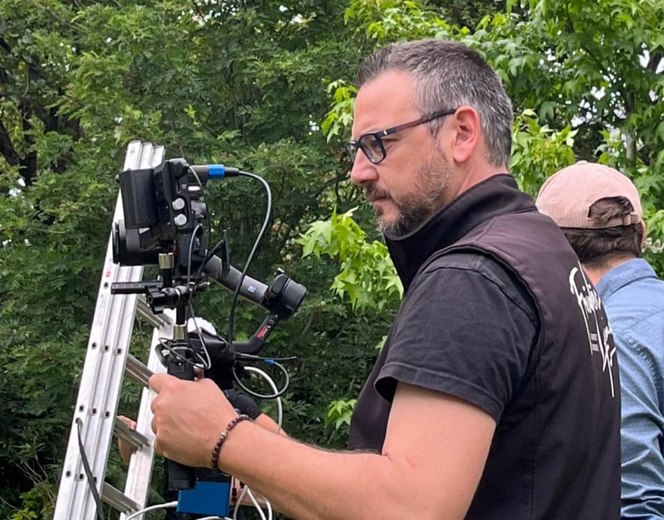fl_graphisme's tweet photo. Renfort tournage publicité TF1 à Lorient pour l'entreprise Solar expansion avec Storystellar. Un grand merci à Antoine et Émeline pour cette journée !
#tf1 #storystellar #publicité #lorient #solarexpansion #ronin https://t.co/gafWAi9SqT