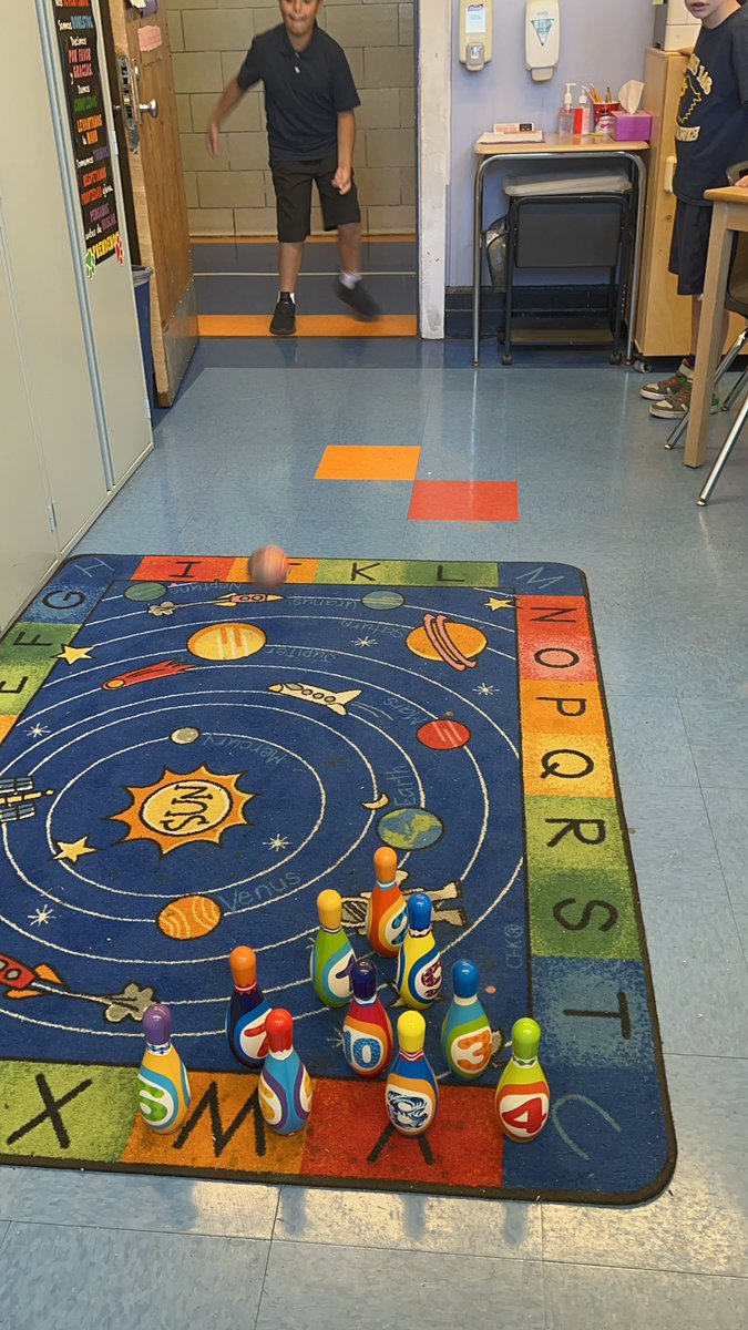 RomeoJennifer's tweet image. Having some bowling before writing algorithms on how to play! #computationalthinking #4Cs #21stcenturyskills @CSforAllNYC @D27NYC @CCrawfordTech @146Bluehawks