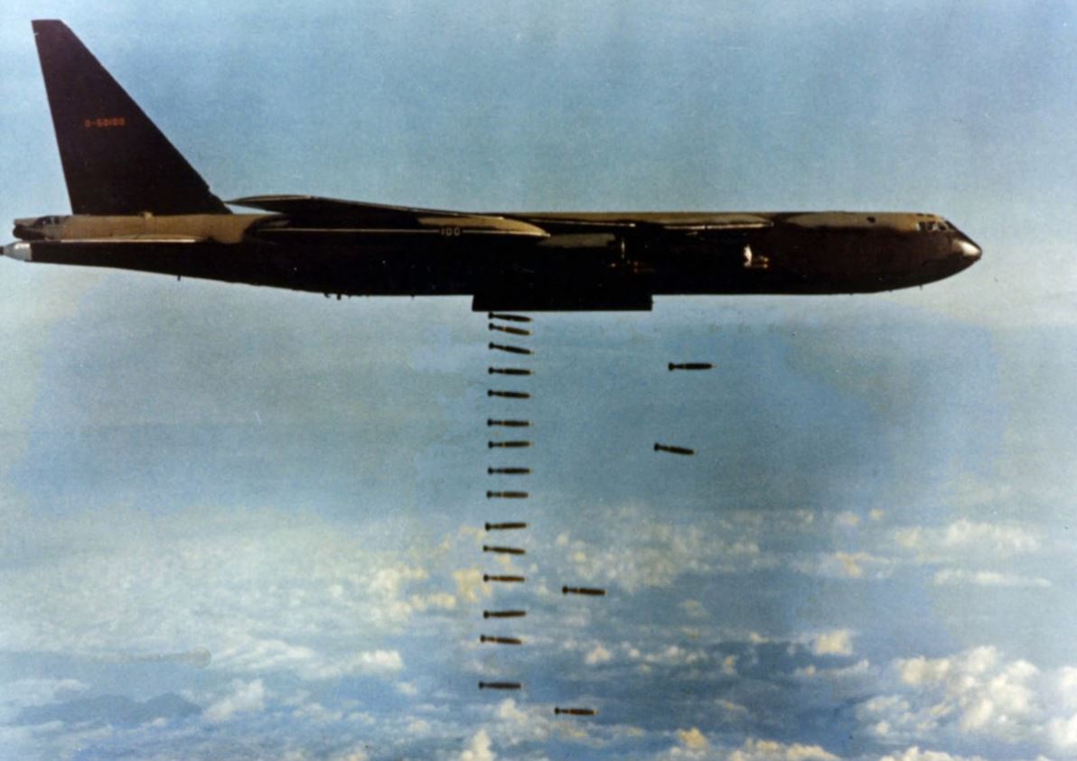 #OTD 1965 First Arc Light mission - 28 B-52s strike Viet Cong targets in Binh Duong Province, North West of #Saigon. @usairforce @AirmanMagazine @popasmoke @USAF_ACC