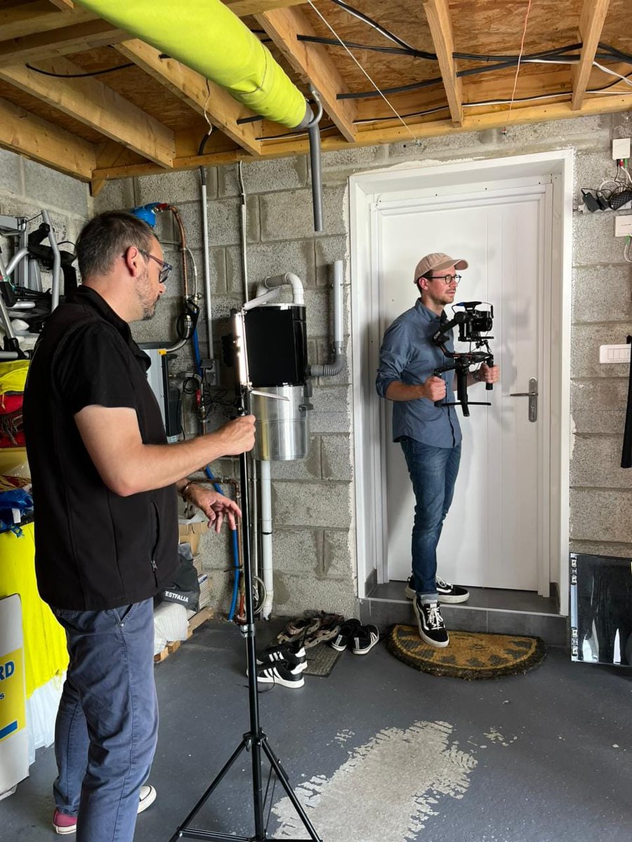 fl_graphisme's tweet photo. Renfort tournage publicité TF1 à Lorient pour l'entreprise Solar expansion avec Storystellar. Un grand merci à Antoine et Émeline pour cette journée !
#tf1 #storystellar #publicité #lorient #solarexpansion #ronin https://t.co/7Qczl03Y4r