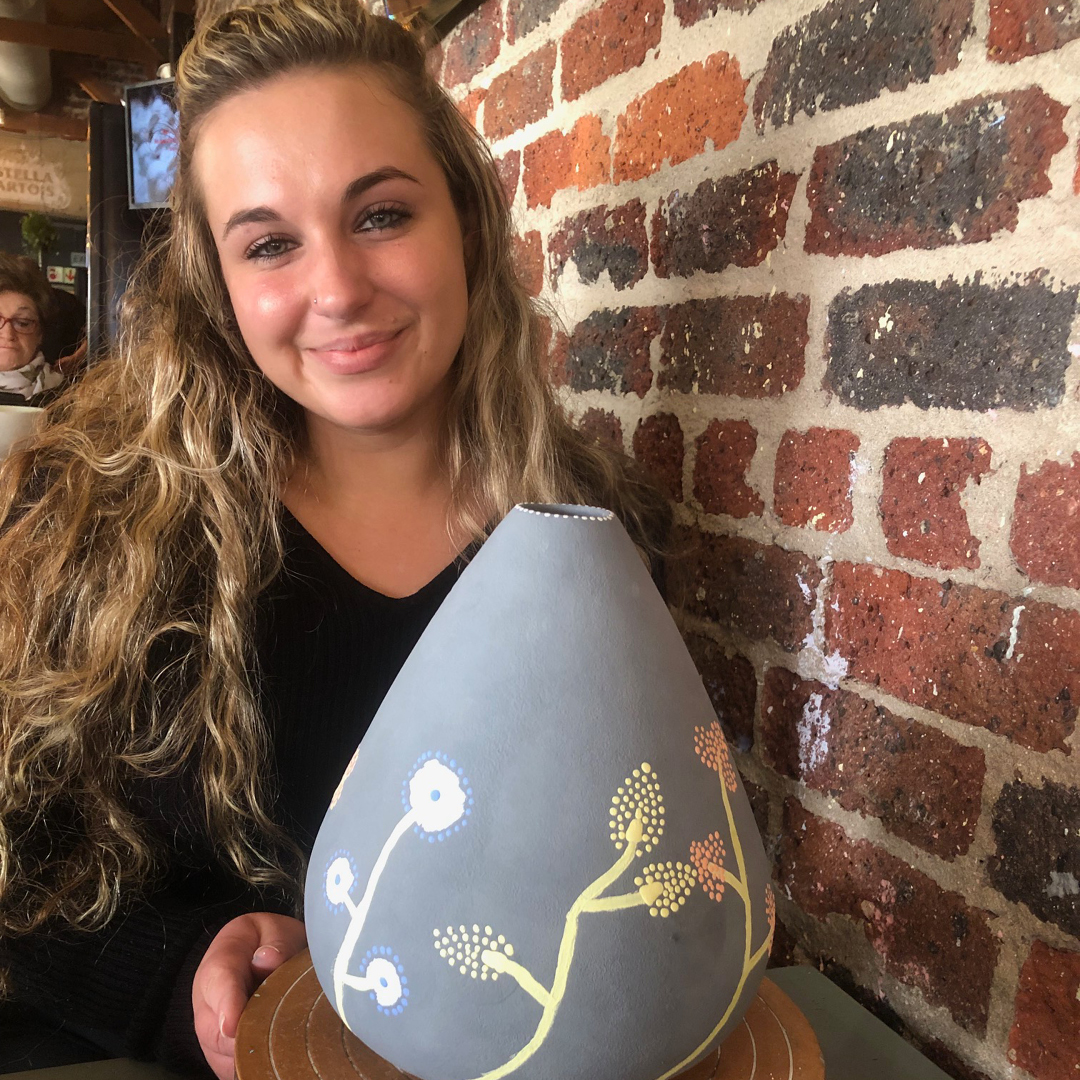 wordarchitectsa's tweet image. On Saturday, we spiced up our weekend with some creative fun! 

📍 Clay Cafe In the City

thewordarchitect.co.za

#TeamFun #ClayCafe #CreativeTeam #WorkPlay #CapeTown