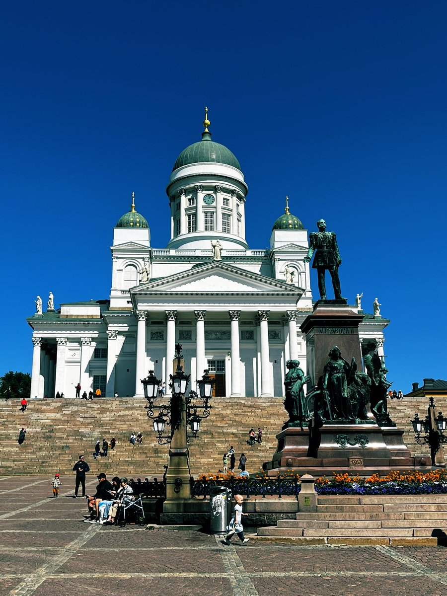 Ulad_Belavusau's tweet photo. It was an honor to deliver a keynote speech at an impeccably-organized seminar on #memorylaws at @helsinkiuni. ๐ซ๐ฎ Special thanks & chapeau are due to @HeliKorkka, Karolina Stenlund, @KimmoNuotio, Norah Lind and all the other wonderful Finnish & Swedish colleagues Iโve met. https://t.co/qUZGUJkvxH