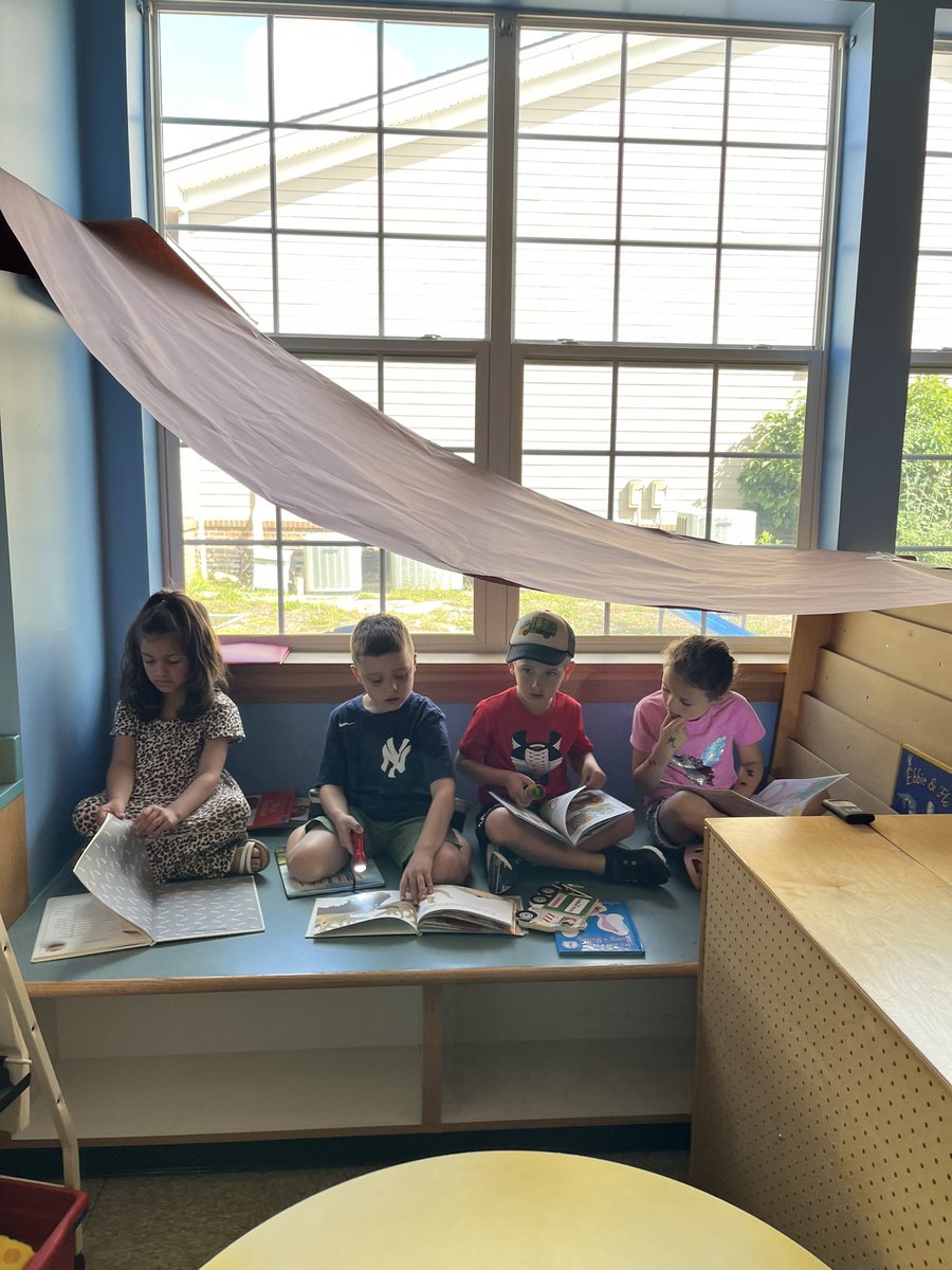 Mrs. Amanda Toth tweet media