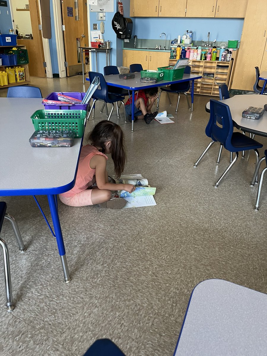 Mrs. Amanda Toth tweet media