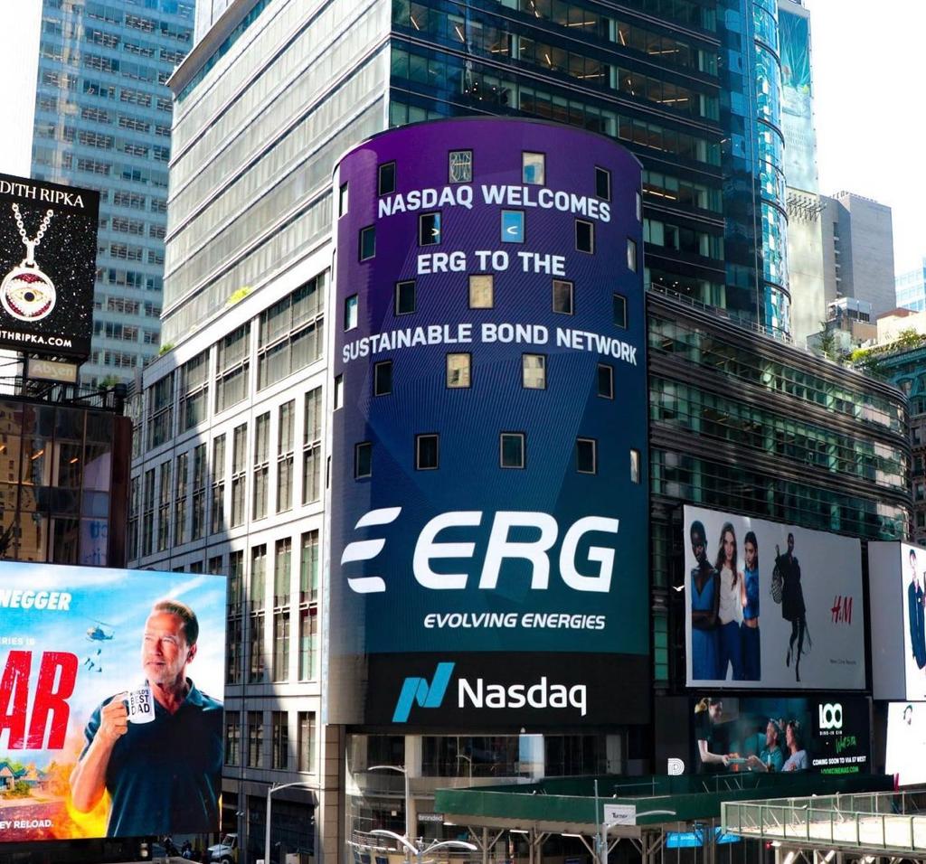 Erg entra nel <a href="/Nasdaq/">Nasdaq</a> Sustainable Bond Network e il logo illumina Time Square.