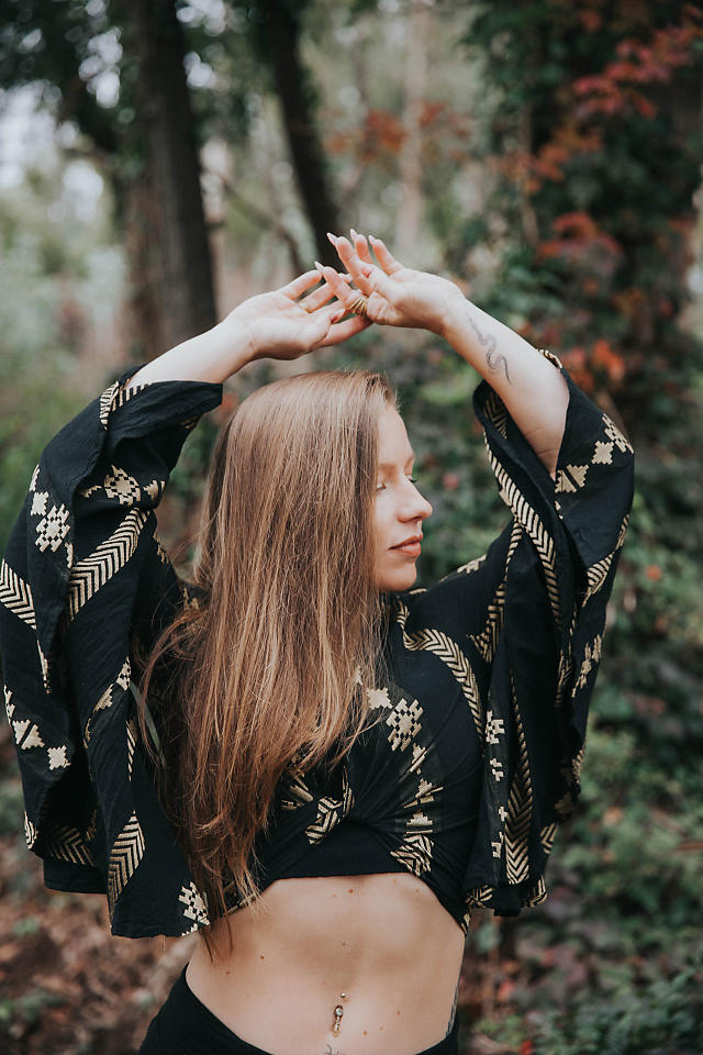 IntimateVictor's tweet photo. From Marine Corps to Sacred Sexuality (Susannah Rose) just published on Intimate Interactions (free on iTunes, Stitcher, and anywhere else podcasts are found). Go check it out! <3 https://t.co/O3kpgVdB55 https://t.co/kVe8RGbbYy
