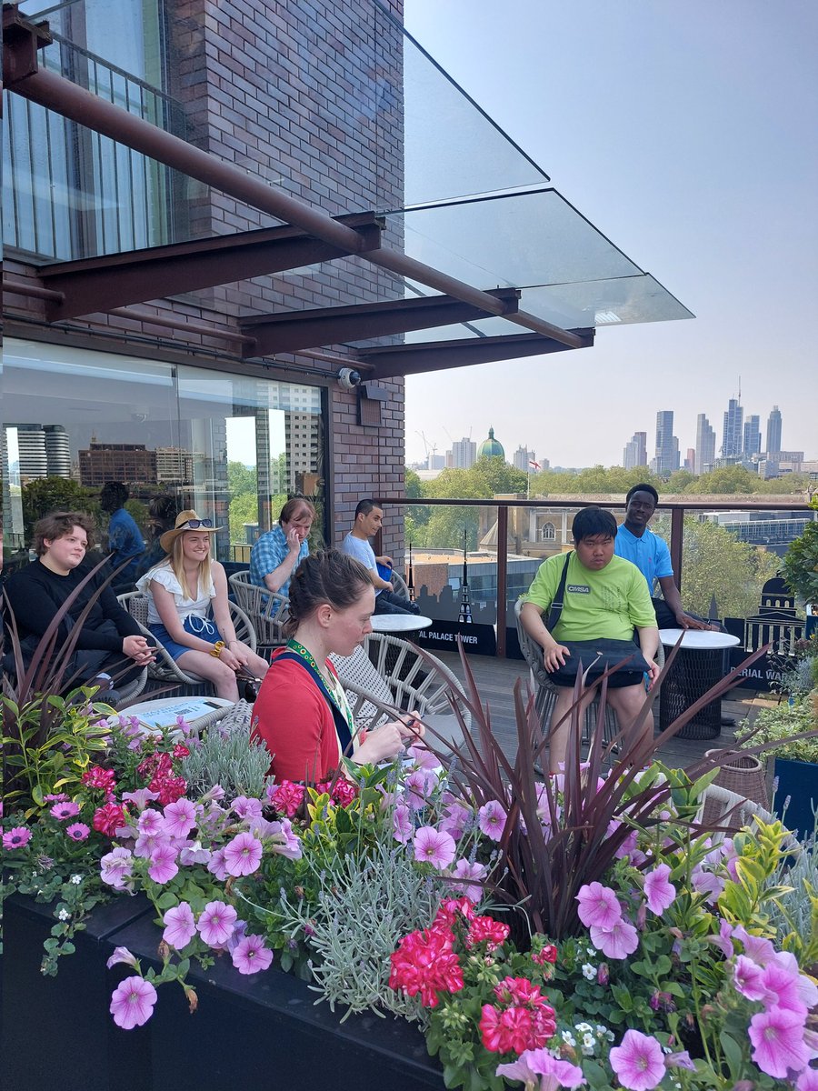CareTradeUK's tweet photo. #thankyou so much to Jorge @h10hotels #h10waterloo for talking to our #NEXT participants about working in #hospitality really insightful. #Neurodiversity #Autism #getautismworking #preparingforwork #jobskills @CareTradeUK #viewsoverlondon #waterloo #southwark https://t.co/ctdXl3oGOX