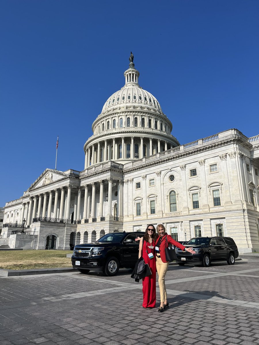 ecatlin24's tweet photo. Citizen’s Climate Lobby is showing how we harness our collective political power on Capitol Hill and WE WANT CARBON PRICING!! https://t.co/JTPiwjBfRQ