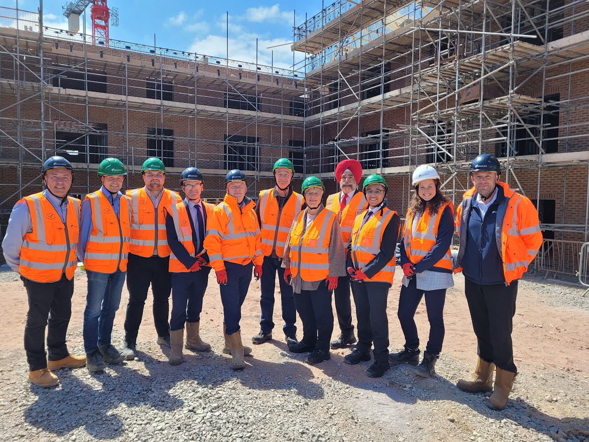 Work is progressing on a brand new retirement complex in #StokeonTrent.
<a href="/EQUANS_Official/">Equans</a> is building the £18.9m facility in Chell Heath on behalf of the city council.
The complex will offer independent living solutions for people aged 55+

👉Full story: tinyurl.com/9t99utbv