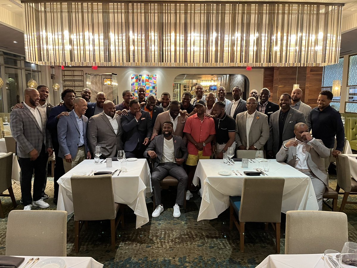 MrSedberry's tweet photo. Always inspiring to be around some of the best in the business! 

The pipeline is still strong and the future is now!

#Brotherhood 
#NACDA23 https://t.co/FqK7BLWFtX