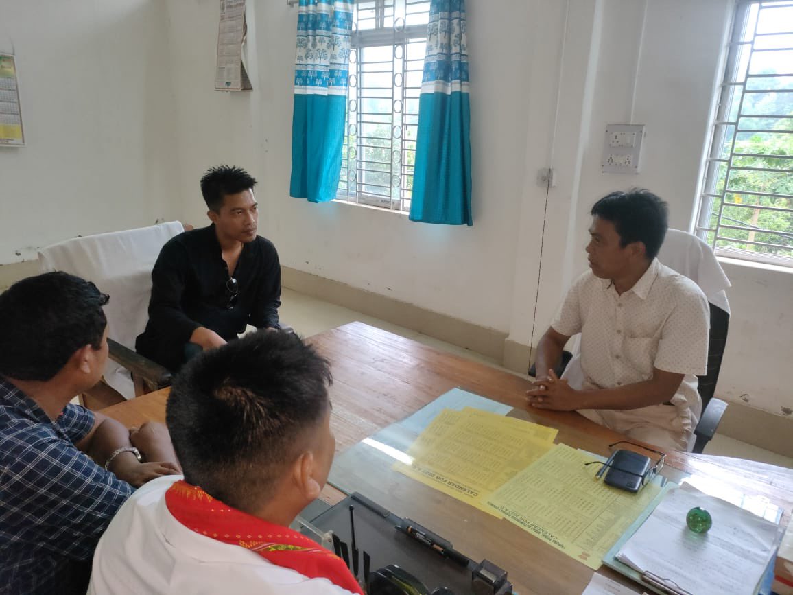 runiel_tiprasa's tweet photo. Visited the PWD office of Sikaribari, Ambassa Dhalai Zone and also visited the ongoing works with the Executive Engineer&amp; Junior Engineers https://t.co/qpSSm5HB9e
