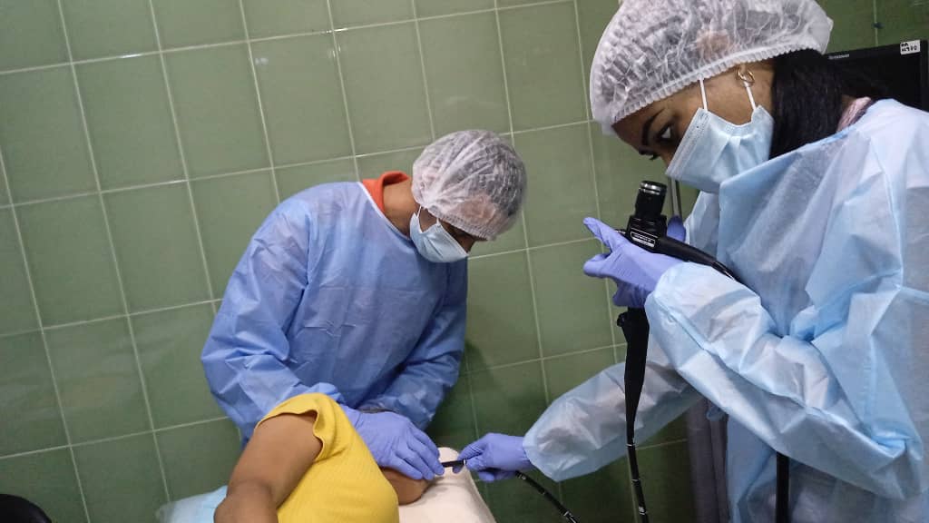 #DefendiendoCuba #CubaPorLaVida #CubaCoopera #60AñosSalvandoVidas <a href="/cubacooperaven/">Brigada Médica Cubana en Venezuela</a> <a href="/MinSaludVE/">MPPSalud</a> <a href="/MagaGutierrezV/">Magaly Gutiérrez Viña</a> <a href="/MINSAPCuba/">Ministerio de Salud Pública de Cuba</a>
<a href="/CatHDAmaya/">CAT Hernando Dionisio Amaya</a> <a href="/CDIRaulMaza/">CDI Dr. Raúl Maza Mérida</a> <a href="/cubacooperaVE_D/">Misión Médica Cubana Delta Amacuro</a> <a href="/SCasacoima/">CDI S. Bolívar (Casacoima)</a>