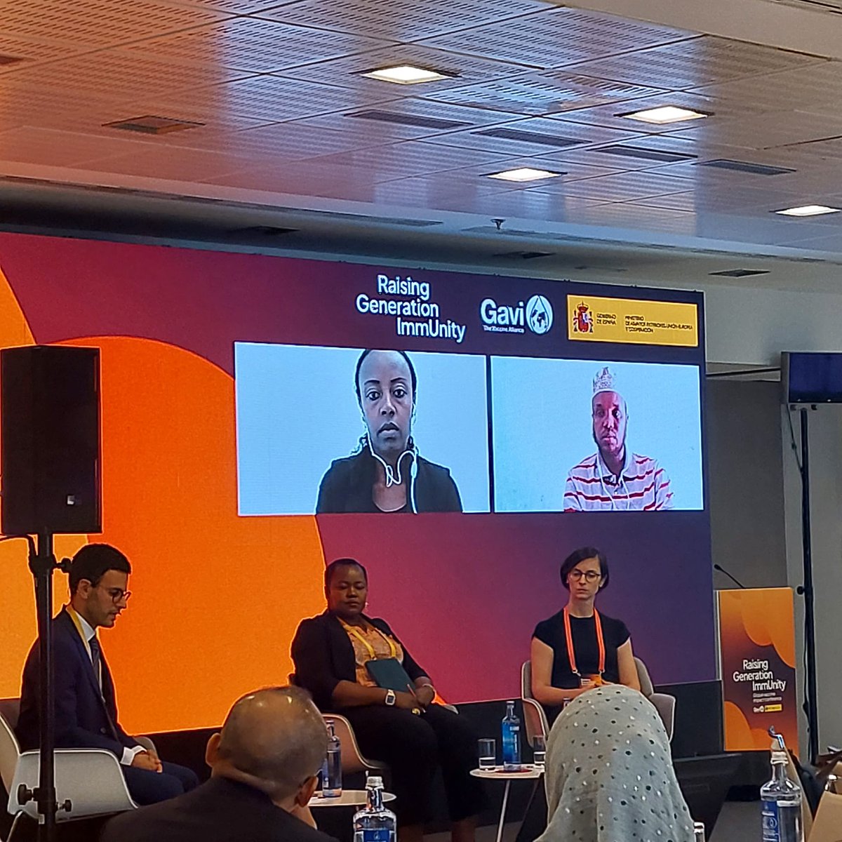 As part of a panel hosted by @SaveChildren during the MTR, we discussed the Zero-Dose Children challenge and the vital role of CSOs in achieving zero dose. Kudos to <a href="/DrEndie/">Endie Waziri</a> for shedding light on CSO contributions and Nigeria's dynamic situation.  #ZeroDoseChildren