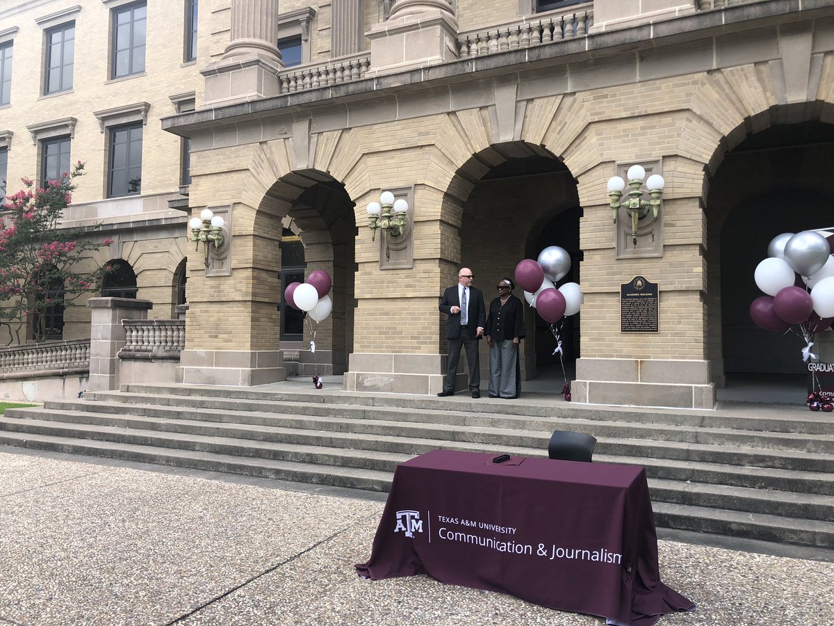 Can’t say I’ve been to a faculty signing before, but Kathleen McElroy is signing her contract to become Texas A&M’s new director of its journalism program: