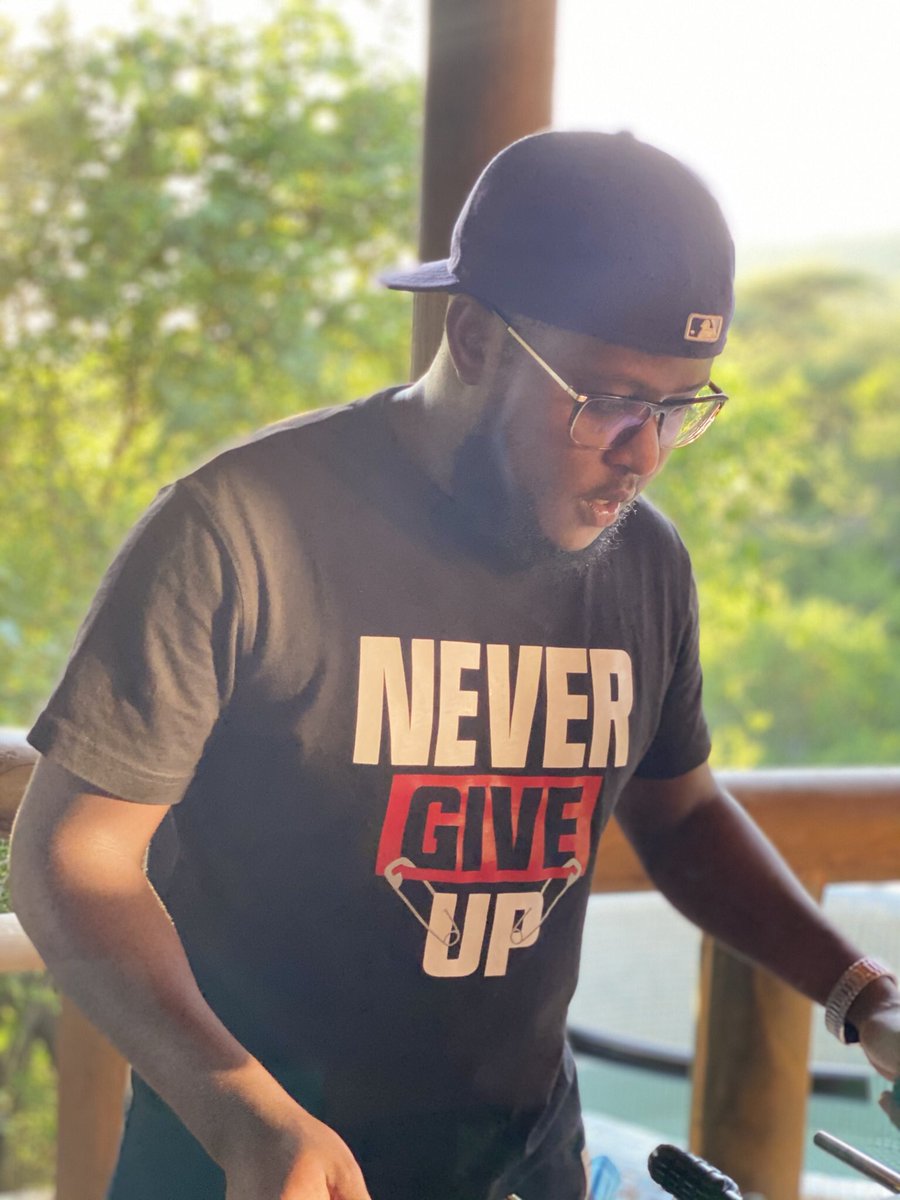 ateka_p's tweet photo. RIP my brothers 
Gone too soon💔🕊️

@NathansJr                       @nyamoloelvis 
06.06.23.                            13.06.23 https://t.co/UPTfV9Nk99