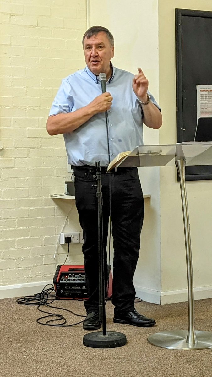 YPRobbieP's tweet photo. Wonderful morning at @elimpentecostal
Met West regional breakfast @city_albans
@RevMikeNicholls
@RevCPJohnston

Great message from @dcelim
Isaiah 35:1 "The desert and the parched land will be glad; the wilderness will rejoice and blossom. Like the crocus" https://t.co/NW5RXgsFYi