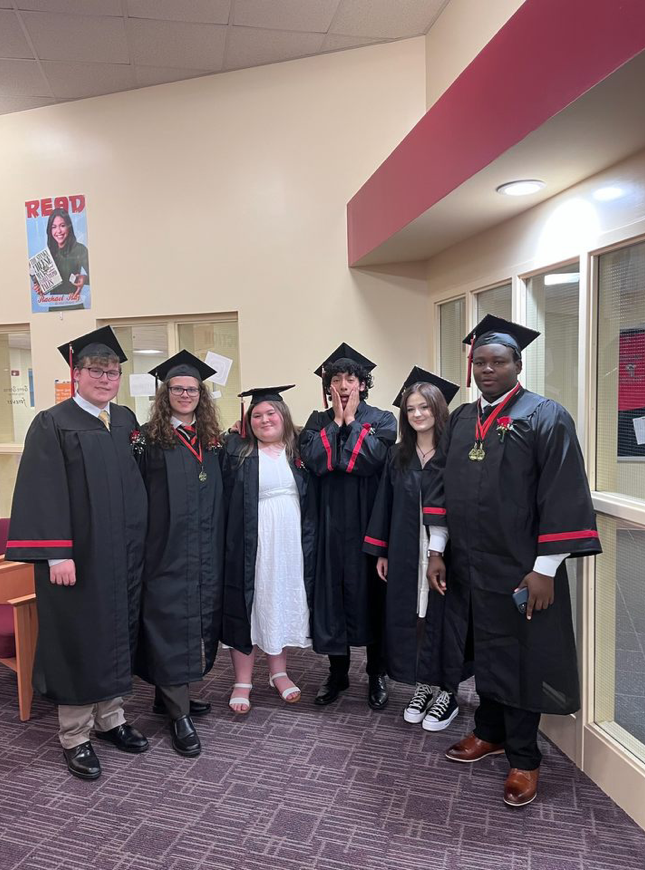 AdamsMarkets's tweet image. Congratulations to all of our teammates who are graduating! #Classof2023 #CapsOff