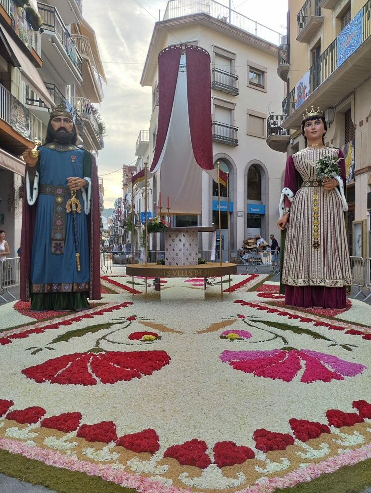 Gegants Vells de Sitges tweet media