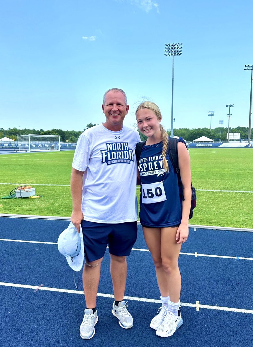 Thank you @CoachEFaulconer, @SergeLipovetsky, @MorganLuckie for an excellent ID camp @OspreyWSOC on Sunday!  Learned a lot both on the field & at the Q&A session with the coaches/players! Looking forward to talking to you soon! #SoarHigher #SWOOPLife 🐦⚽️
@UNFOspreys…