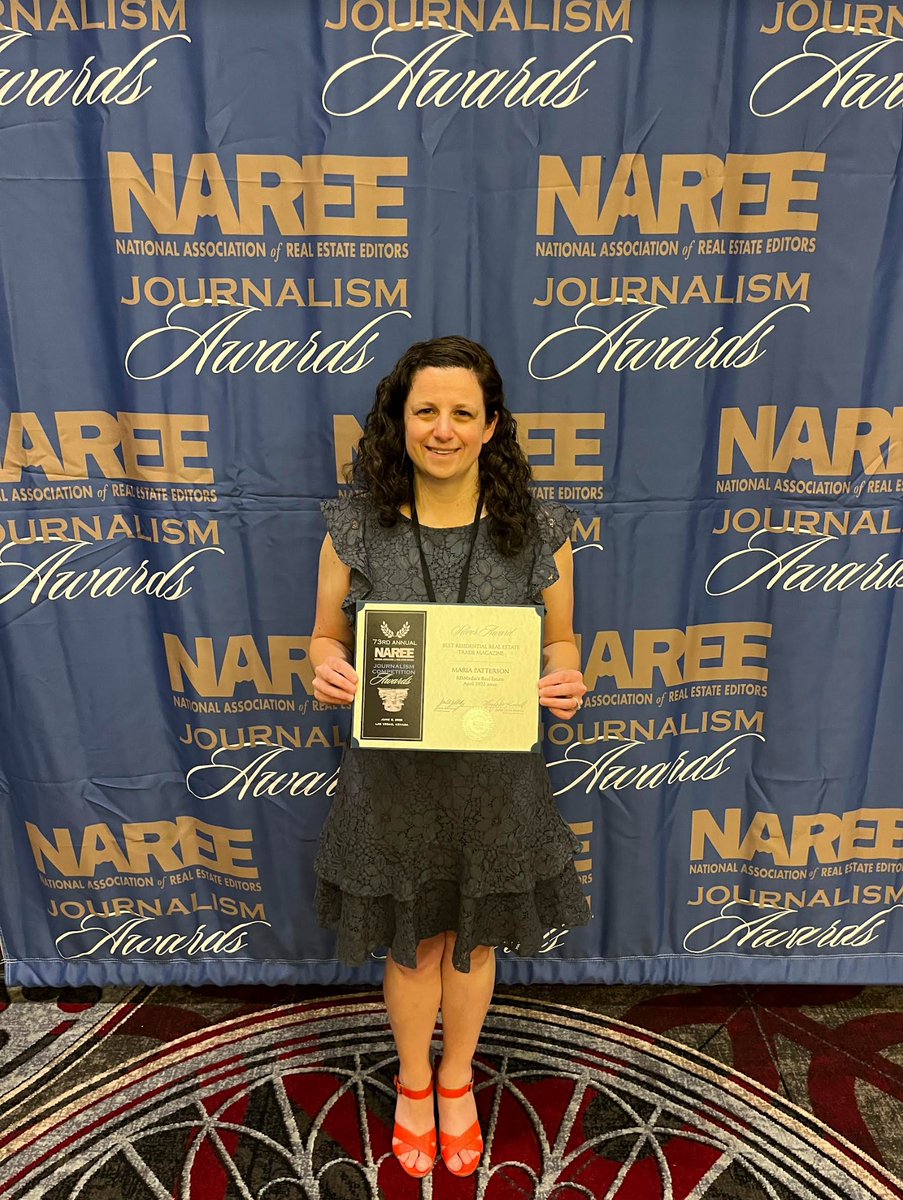 RISMedia Senior Managing Editor Paige Tepping accepts the Silver Award for Best Residential Real Estate Trade Magazine at #NAREE2023! #RealEstate #Journalism #Awards #RISMedia #RealEstateMagazine 🥈 📖