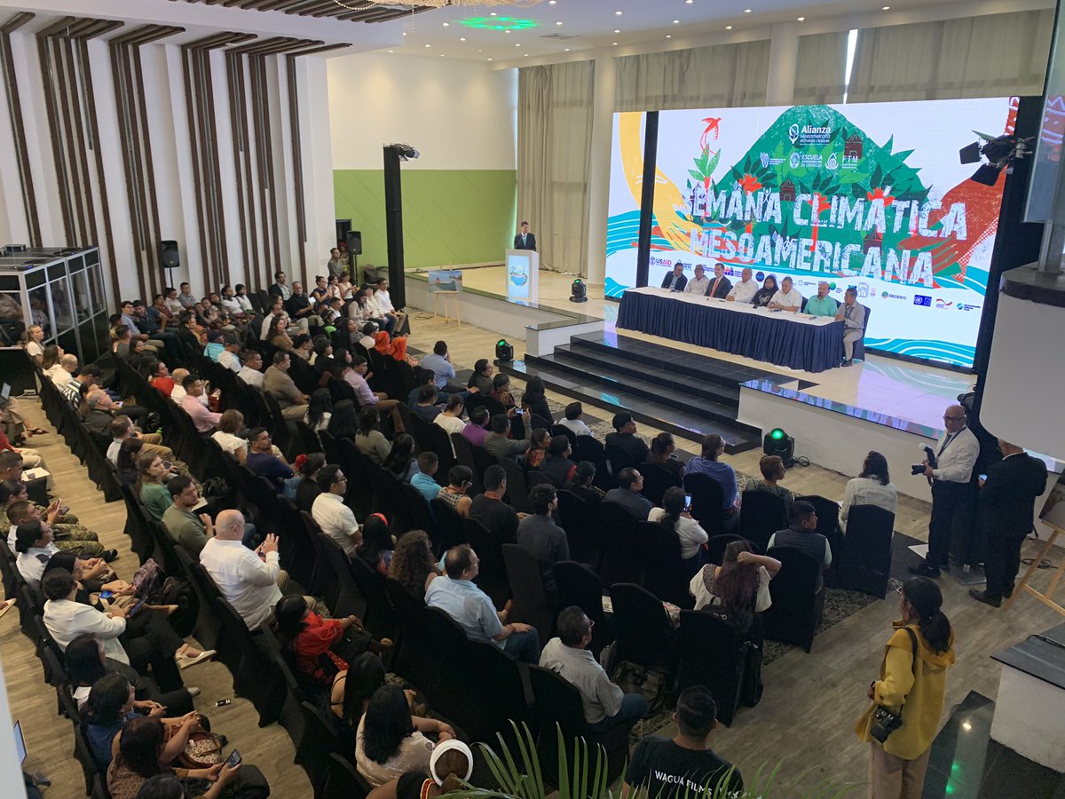 fsc_if's tweet photo. At Mesoamerican Climate Week, @alianzabosques, @fsc_if &amp; other partners stand with Indigenous Peoples and learn how Indigenous-based solutions can confront the challenges of climate change. 

Join us: https://t.co/hOCT6t9oDz  

#DeepRoots #GuardiansofTomorrow #IndigenousSolutions https://t.co/PDUWYK7l5R