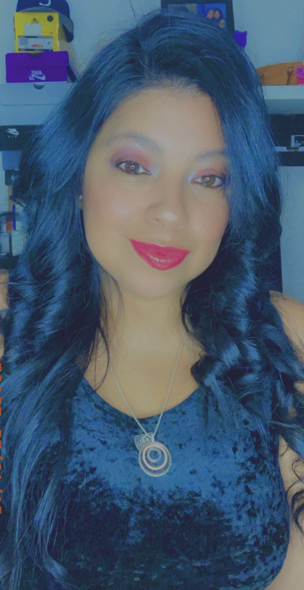 SueHappy3's tweet image. So the category is — eyes…

💁🏻‍♀️ #threeinone