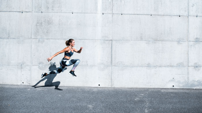 How much cardio necessary for weight loss? Experts say that resistance training is more beneficial for fat loss and muscle gain. Lean muscle burns more calories. #leanmuscle #weightloss #fatloss bit.ly/2rrLoAT
