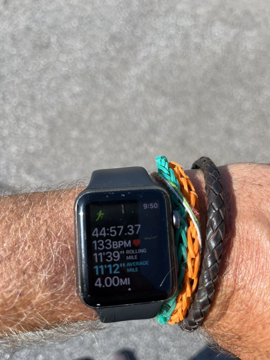 1guywithms's tweet photo. 4 miles this morning! A lot less walking for a change. I think doing fast intervals on the hills yesterday really helped. Going to make sure I incorporate those at least twice a week. 20 days out from the Peachtree Road Race.
#1guywithms https://t.co/cxGzyqXIc4