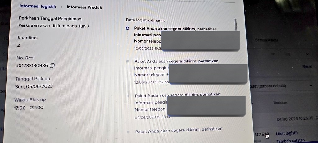 eva_147's tweet photo. @jntexpressid JX1733130986 paket COD estimasi sampai 7 juni, sampai tgl 13 Juni malam tidak ada kabar. Telpon JNT 5 kali, dibilang alamat &amp; hp tidak lengkap padahal lengkap, pembeli bisa dihubungi. Dimana paketnya? https://t.co/MXOE4sHoOu